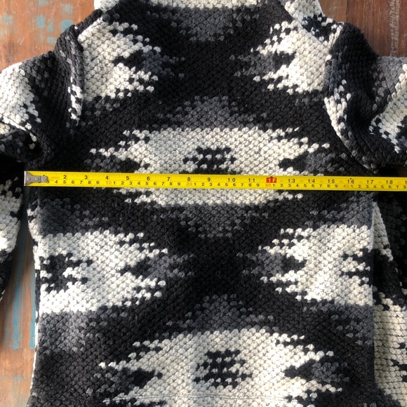 Anthropologie Dolce Vita Cardigan Sweater size Medium - Picture 8 of 10